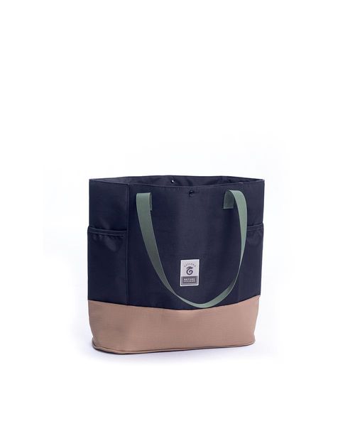 Tote Kayland